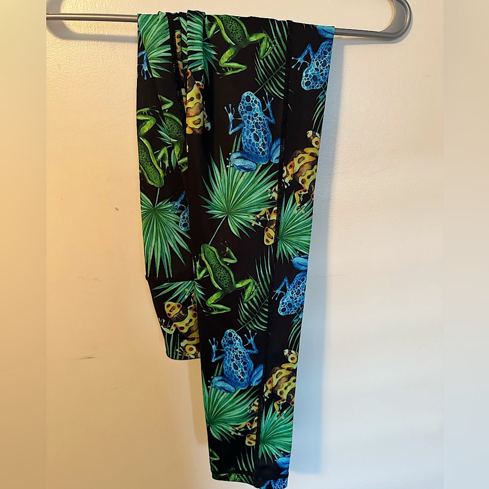 CVG calf-length leggings